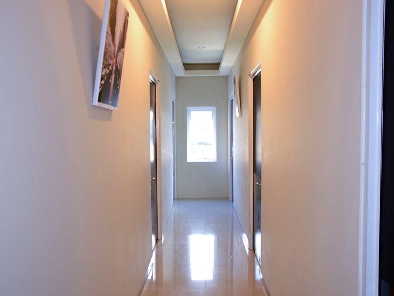 RedDoorz near Mangga Dua Square Hotel Jakarta Bagian luar foto